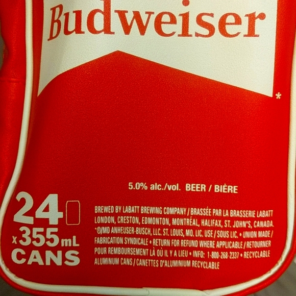 Budweiser cooler bag, fits 24, 355 ml cans. Never used. - Picture 6 of 6